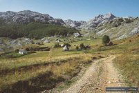 Typical village in the Balkan mountains.jpg